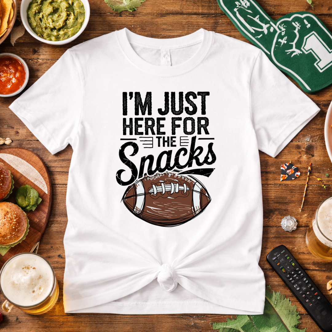 Here For The Snacks Tee - Comfort Colors